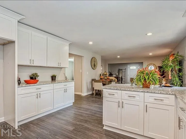 1451 Lavender Dr NW — Photo 4