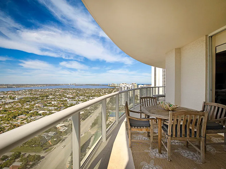 2700 N Ocean Dr #2206B — Photo 16