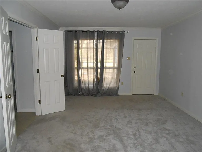 342 Wicklow Cir — Photo 6