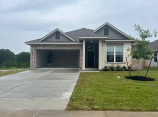 1368 Kingsgate Dr, Bryan, TX 77807