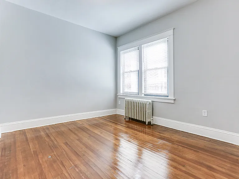 421 Chimborazo Blvd — Photo 20