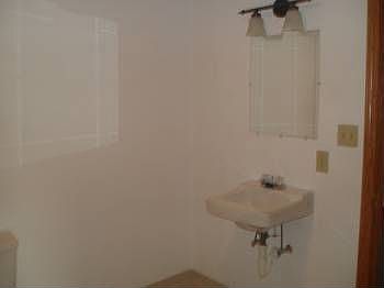 3rd image of 3102 Avenue L