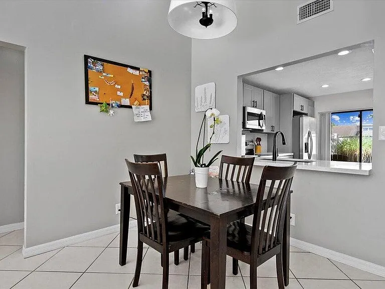 12875 Spinnaker Ln — Photo 6