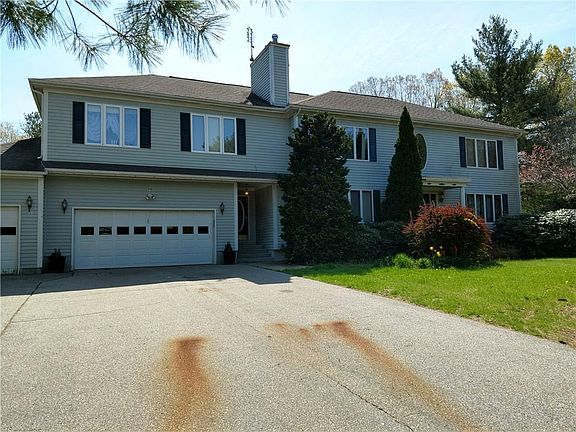 2nd image of 47 Rollingwood Dr