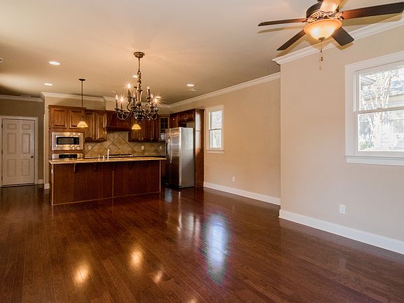 3rd image of 3909 Village Center Dr