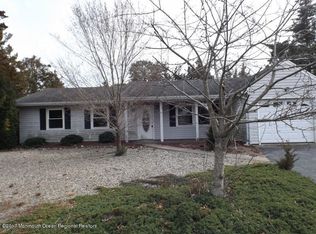 13 Reno Ct, Barnegat, NJ 08005