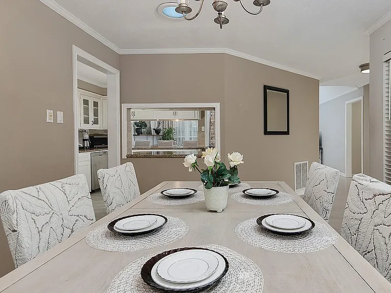 99 N Deerfoot Cir — Photo 5