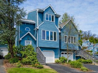 25 Village Gate Way #25, Nyack, NY