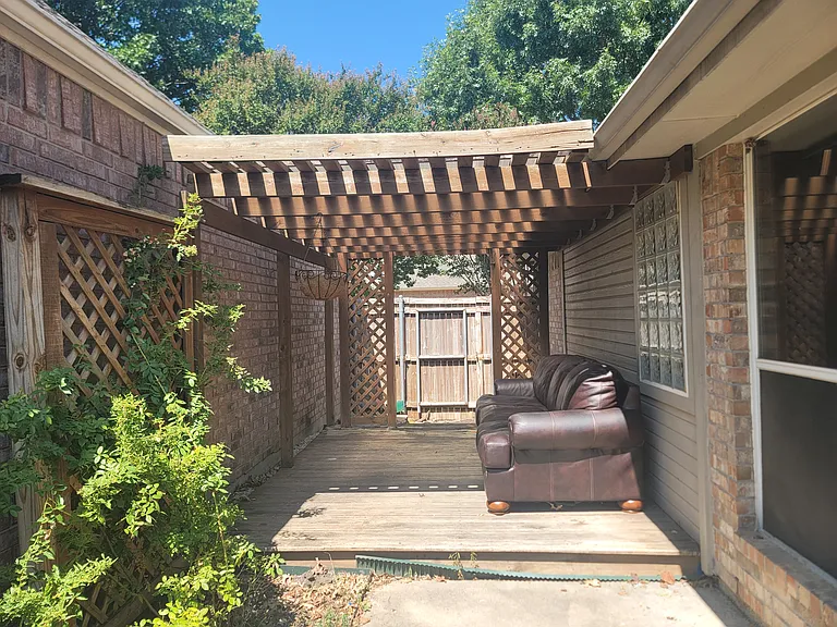 8432 Grand Canyon Dr — Photo 18