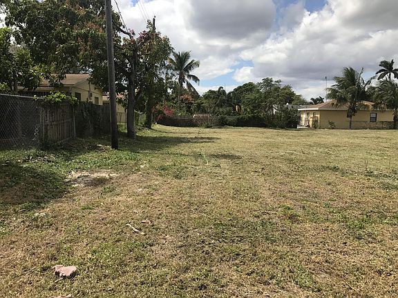 3rd image of 0000 Francis Street
