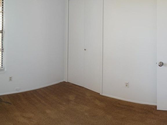 5th image of 2502 Grasslands Dr