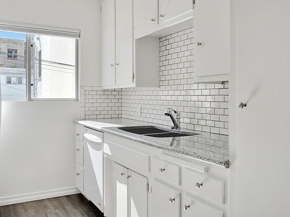 5th image of 220 S Gale Dr APT 4