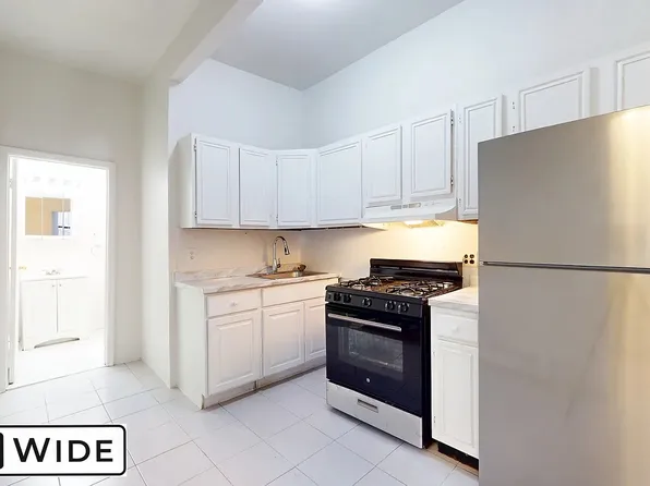 1488 First Avenue image 4 of 8