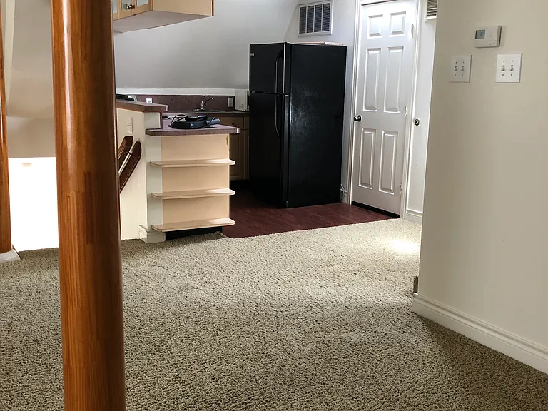 4122 Drake St #B — Photo 14