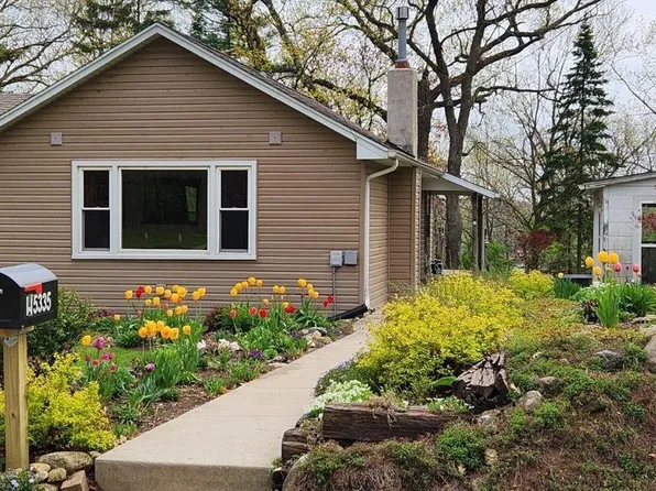 W5335 Wisconsin DRIVE, Elkhorn, WI 53121