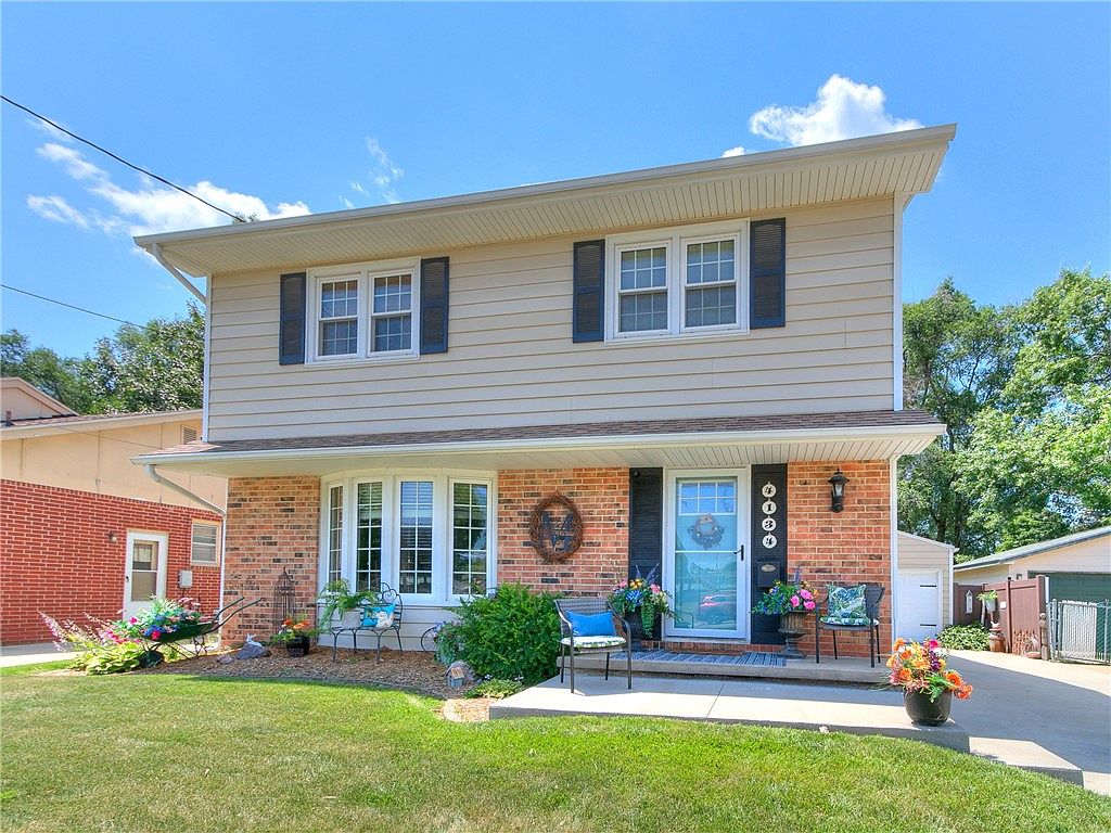 4134 50th St, Des Moines, IA 50310 Zillow