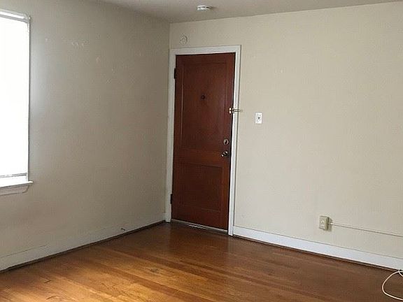 3rd image of 1241 Potomac Ave APT 1N