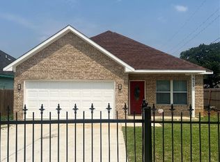 1829 Effie St, Fort Worth, TX 76105