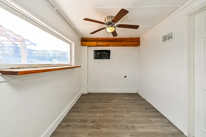 228 Barracuda St — Photo 15