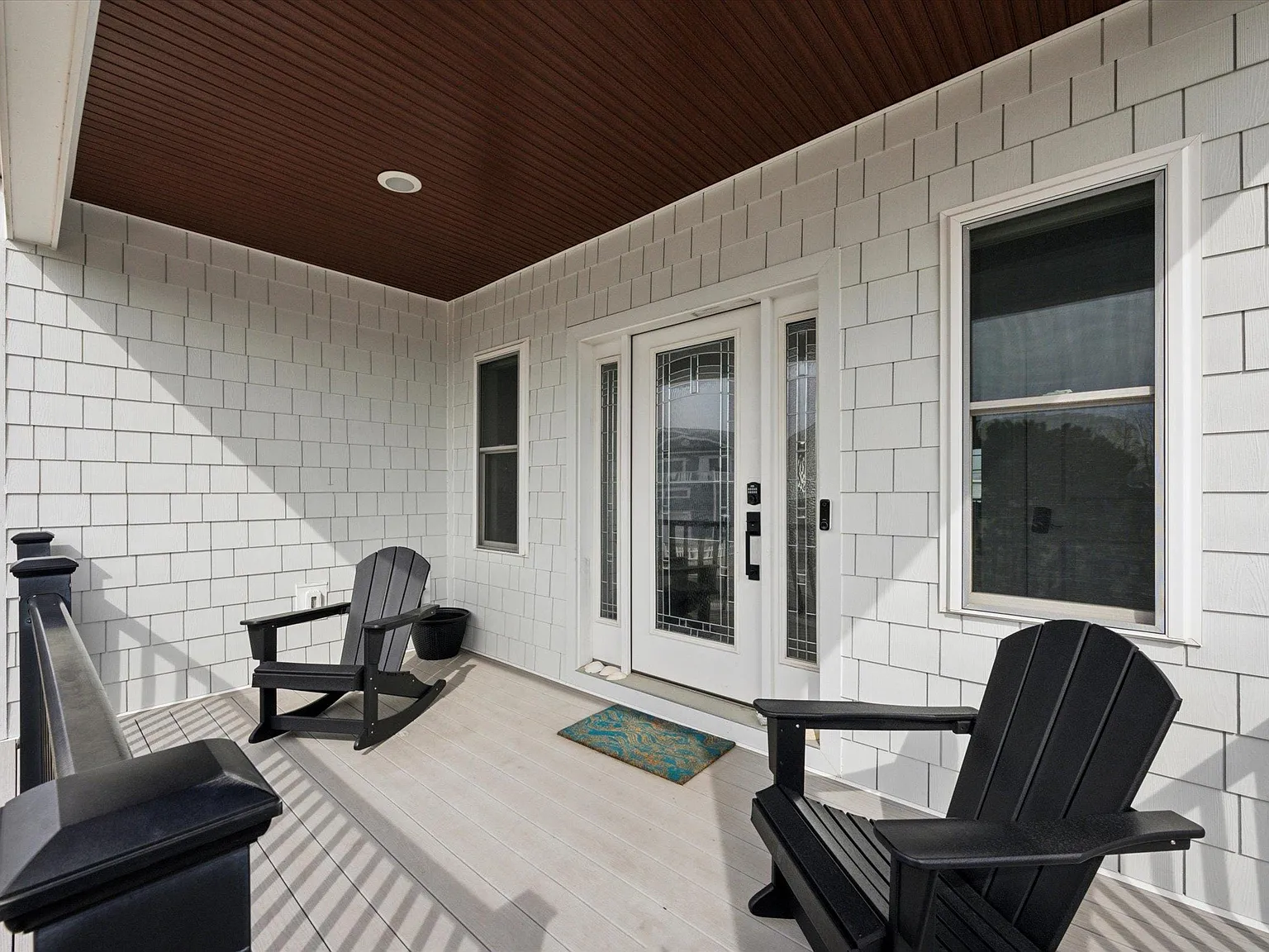 5 bed, 3.0 bath, $7,500 — Photo 3