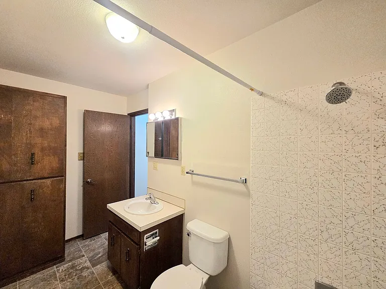 407 Oregon St #222 — Photo 15