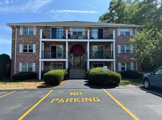 2 Karen Cir APT 7, Billerica, MA 01821