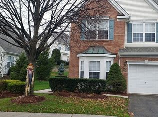 118 Surrey Ct, Nutley, NJ 07110