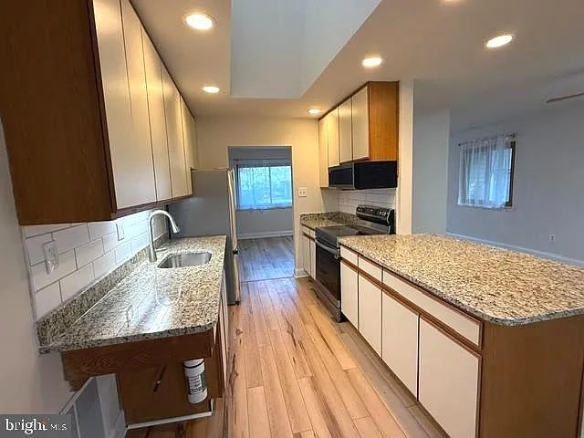 30 E Bluebell Ln — Photo 10