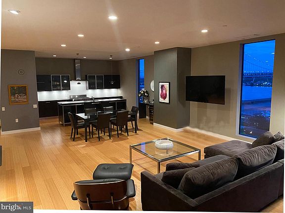 5th image of 108 Arch St #1001