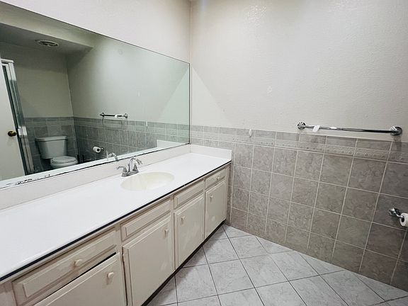 5th image of 471 W Duarte Rd Unit 110