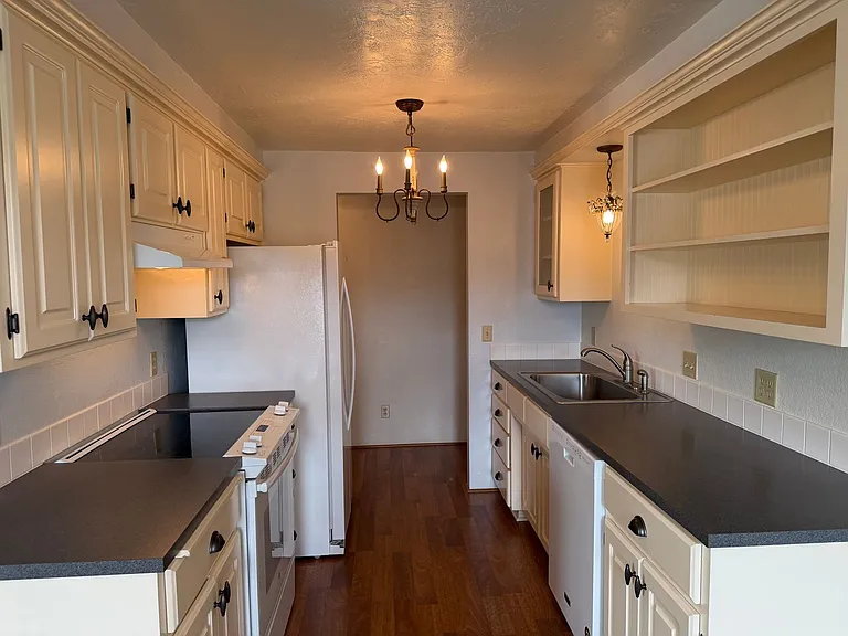 1198 55th Pl — Photo 8