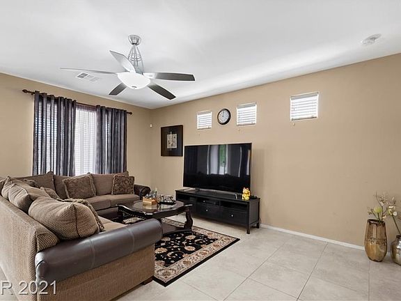 3rd image of 7575 S Royal Crown Ct
