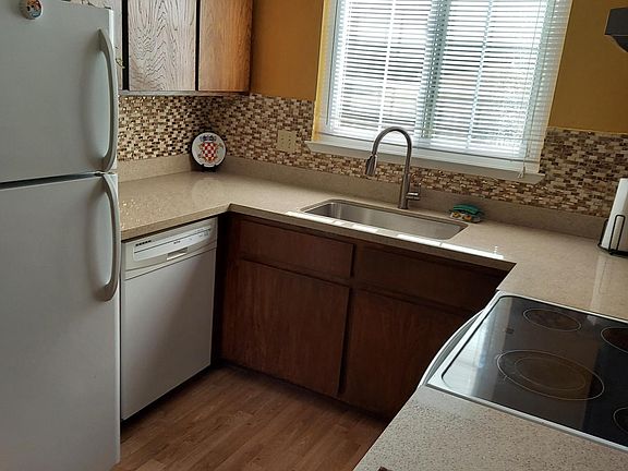 Quartz countertops, New decorative backsplash.