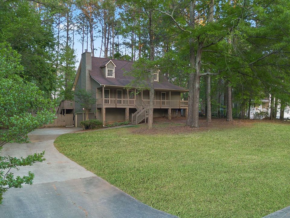 1st image of 77 Alma Dr