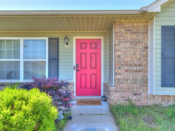 9214 S 254th East Ave, Broken Arrow, OK 74014