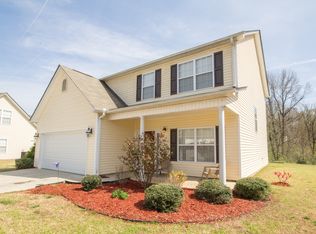 717 Shadow Dance Ln, Boiling Springs, SC 29316