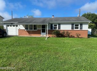 309 N 3rd St, Mifflinburg, PA 17844