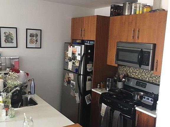 2nd image of 1222 30th Ave APT 3C