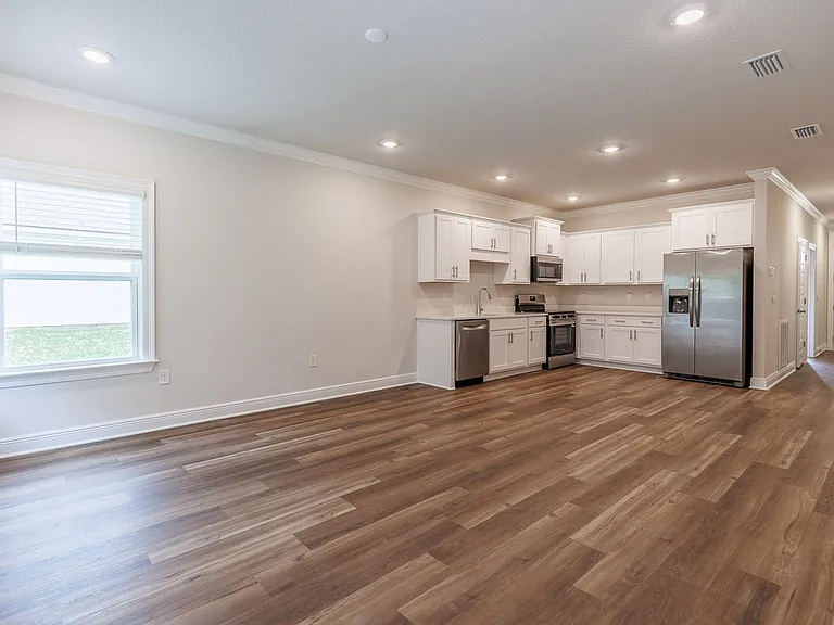 16163 Tigris Dr — Photo 4
