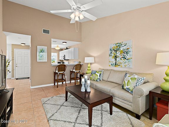 4th image of 511 Ocean Park Ln