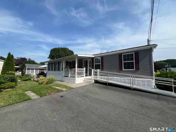 8 Grove Terrace, Westbrook, CT 06489