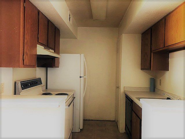 2nd image of 6701 Eastridge Rd APT 1120