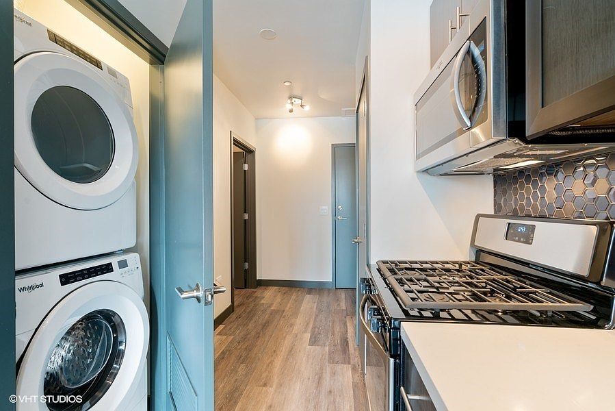 1st image of 2101 S Wabash Ave #5154160