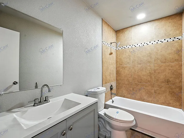 4929 Willie St — Photo 16