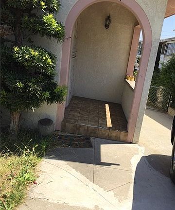 2nd image of 3534 W 27th St