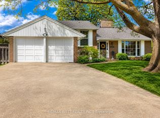 73 Ravensbourne Cres, Toronto, ON M9A2B1