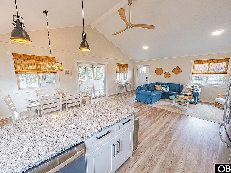 46105 Cape Point Way — Photo 15