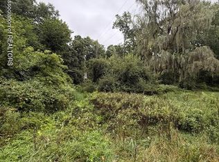 2905 S Canal Rd, Eaton Rapids, MI 48827