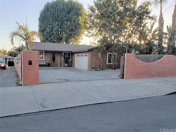 3rd image of 12479 Bradley Ave