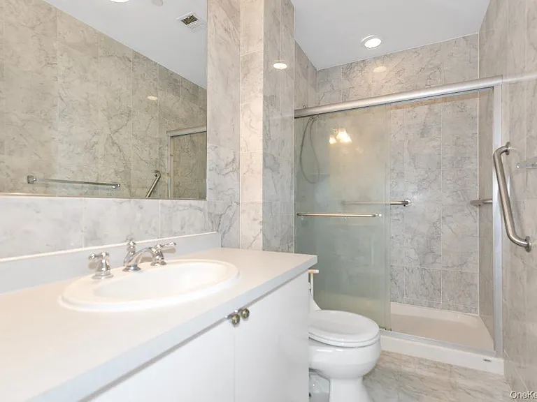 1 Portico Ct #107 — Photo 14